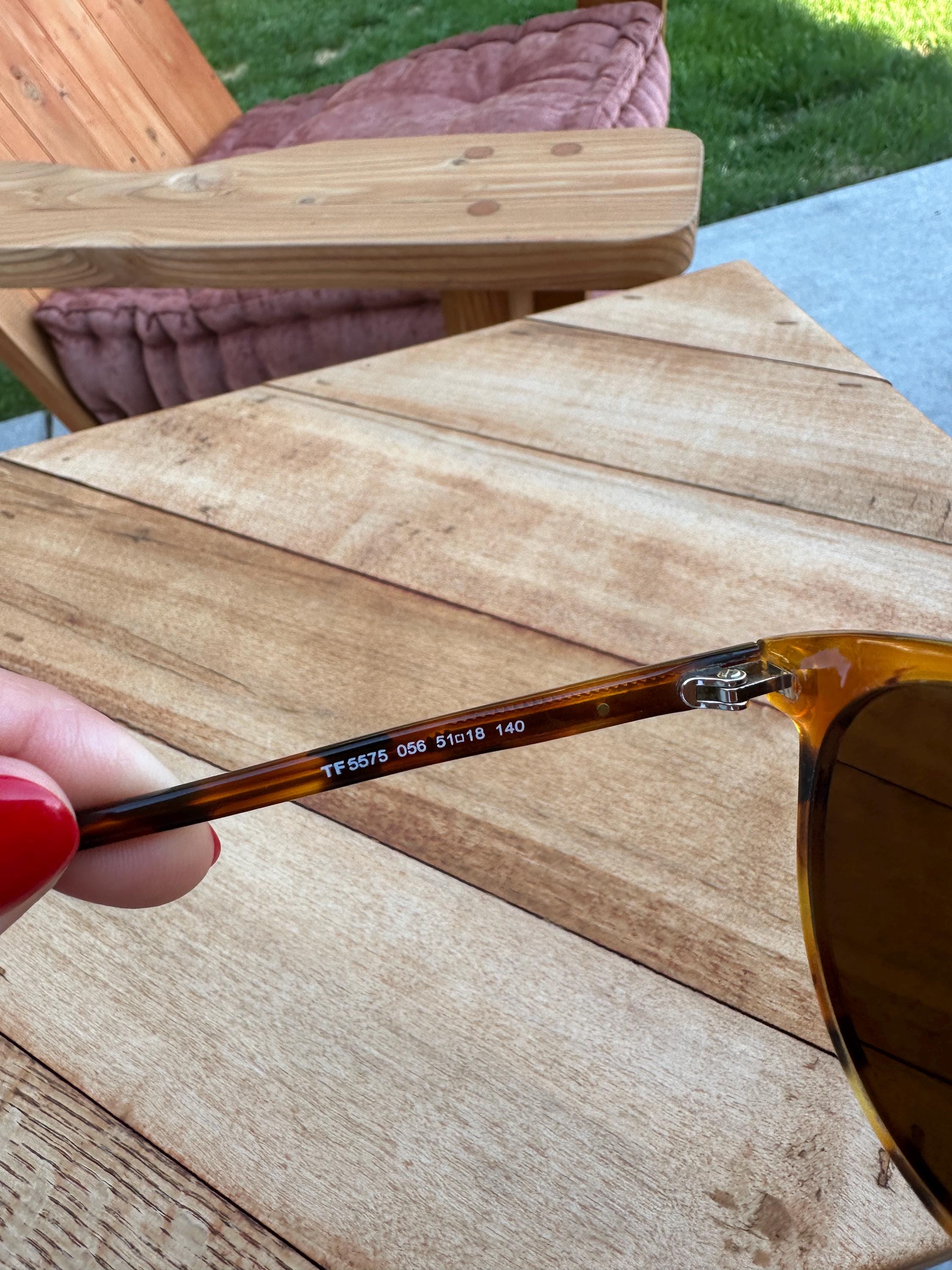 Tom Ford Designer Sunglasses – TF5575 – Tortoise Shell Round 