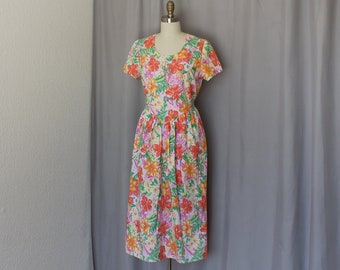 vintage floral dress by Bedford Fiar made in USA