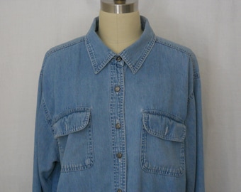 vintage blouse in soft denim blue cotton long sleeves by St. John size 16W