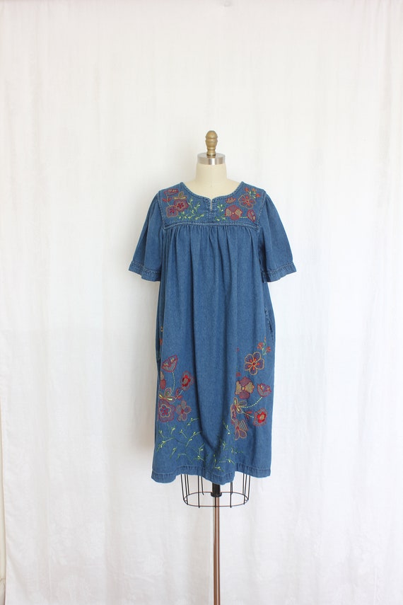 vintage denim blue embroidered tent dress size   … - image 2