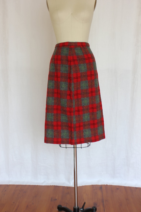 Vintage  plaid wool high waist A-line skirt