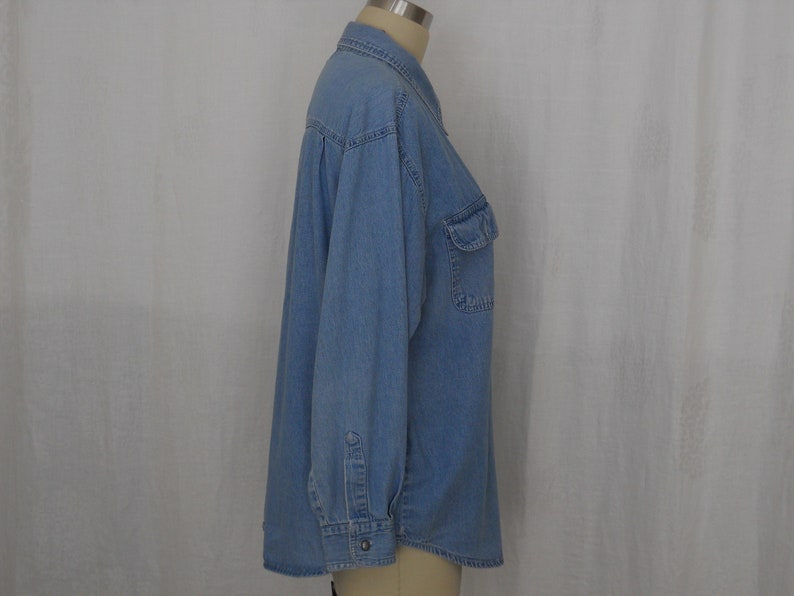 vintage blouse in soft denim blue cotton long sleeves by St. John size 16W image 3