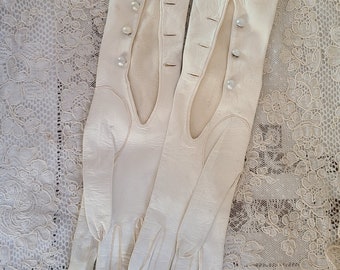 Beautiful Antique Kid Leather Opera Length Gloves