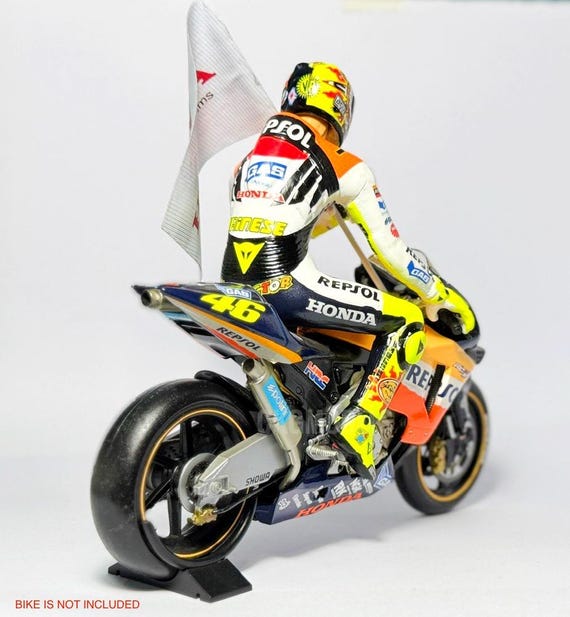 1/12 Scale Motogp Rider Figurine Valentino Rossi First Win
