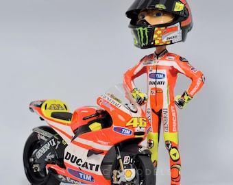 Figura de MotoGP em escala 1/12 Valentino Rossi em pé 2012 (capacete grande).
