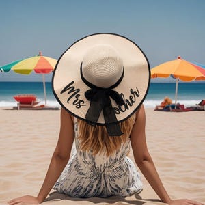 Embroidered Floppy Honeymoon Beach Hat, Customized Bride Sun Hat, Bachelorette Party Hat, Gift For Future Mrs, Bridesmaid Gift, Gift For Her