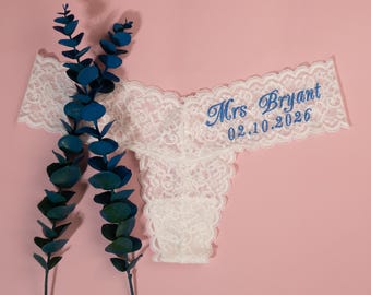 Set perizoma da sposa ricamato personalizzato / Slip da sposa in pizzo bianco con nome e data