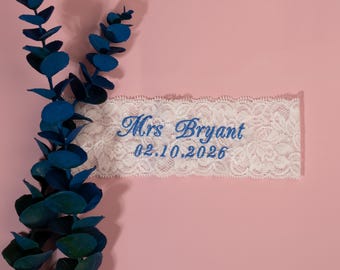 Aangepaste witte kanten bruiloft jarretels, gepersonaliseerde bruids aandenken