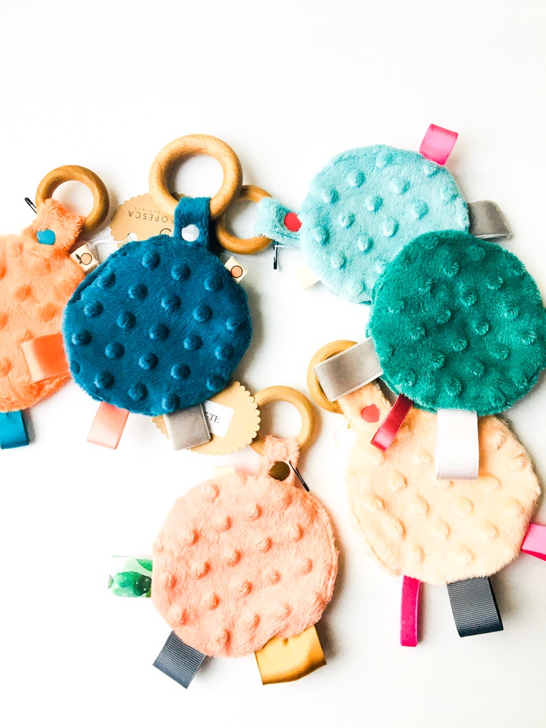 Baby Crinkle Toy Busy Mom Toy Plush Teething Toy Plush image 0