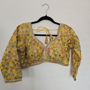 Yellow Sari Blouse/ Sari Blouse/ Yellow Blouse/ Indian Sari Blouse/ Lehenga Blouse/ Choli Top/ Women&#39;s Sari Blouse, Full sleeve blouse