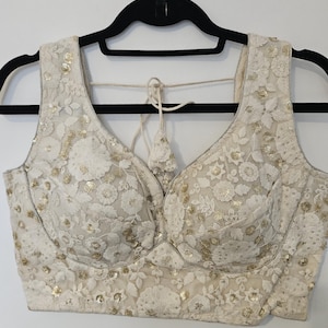 White Sari Blouse/ Sari Blouse/White Blouse/ White sari Blouse/ Lehenga Blouse/ Choli / Women's Sari Blouse/ sleeveless blouse