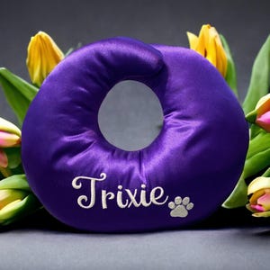 Satin Top Knot Pillow, Dog Grooming Pillow,Round Style, Embroidery,Personalized