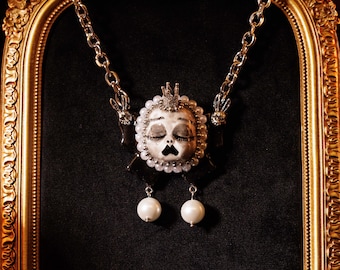 Gothic Bat Wing Doll Necklace, Dark Fantasy Statement Jewelry, Alloy Resin Pearls*