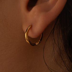 Minimalist Gold Hoop Earrings, Dainty Small Hoops Earring, Gift for Her, Daily Jewelry, Mother's Day Gift,  18k Gold Plated Hoop Earrings