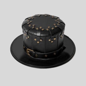 Gothic hoed met studs | Leren hoge hoed met metalen accenten | Handgemaakte hoofddeksels
