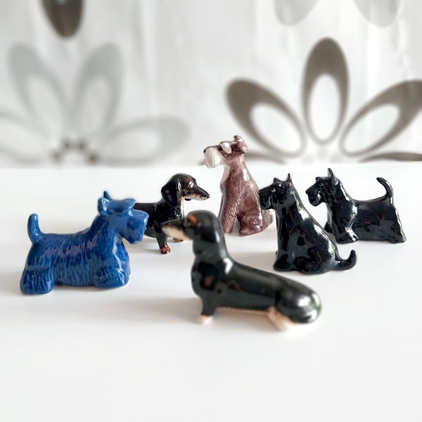 Adopte pequeñas figuras de perros de cerámica de pequeños amigos, Figura de animales en miniatura, Decoración, Coleccionable, Dachshund, Regalo, Venta individual