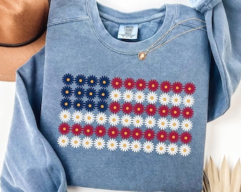 Comfort Colors® Sweatshirt Floral 4th of July Usa Flag Shirt, 4th of July Graphic, Women's Long Sleeve , American Flag Shirt, Usa Shirt
