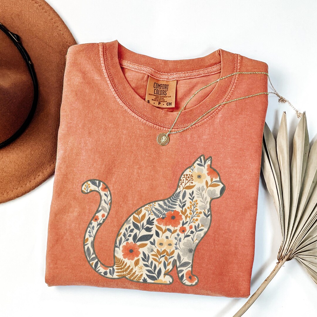 Comfort Colors® Faux Patchwork Floral Cat Shirt, Cute Cat Lover Tee ...