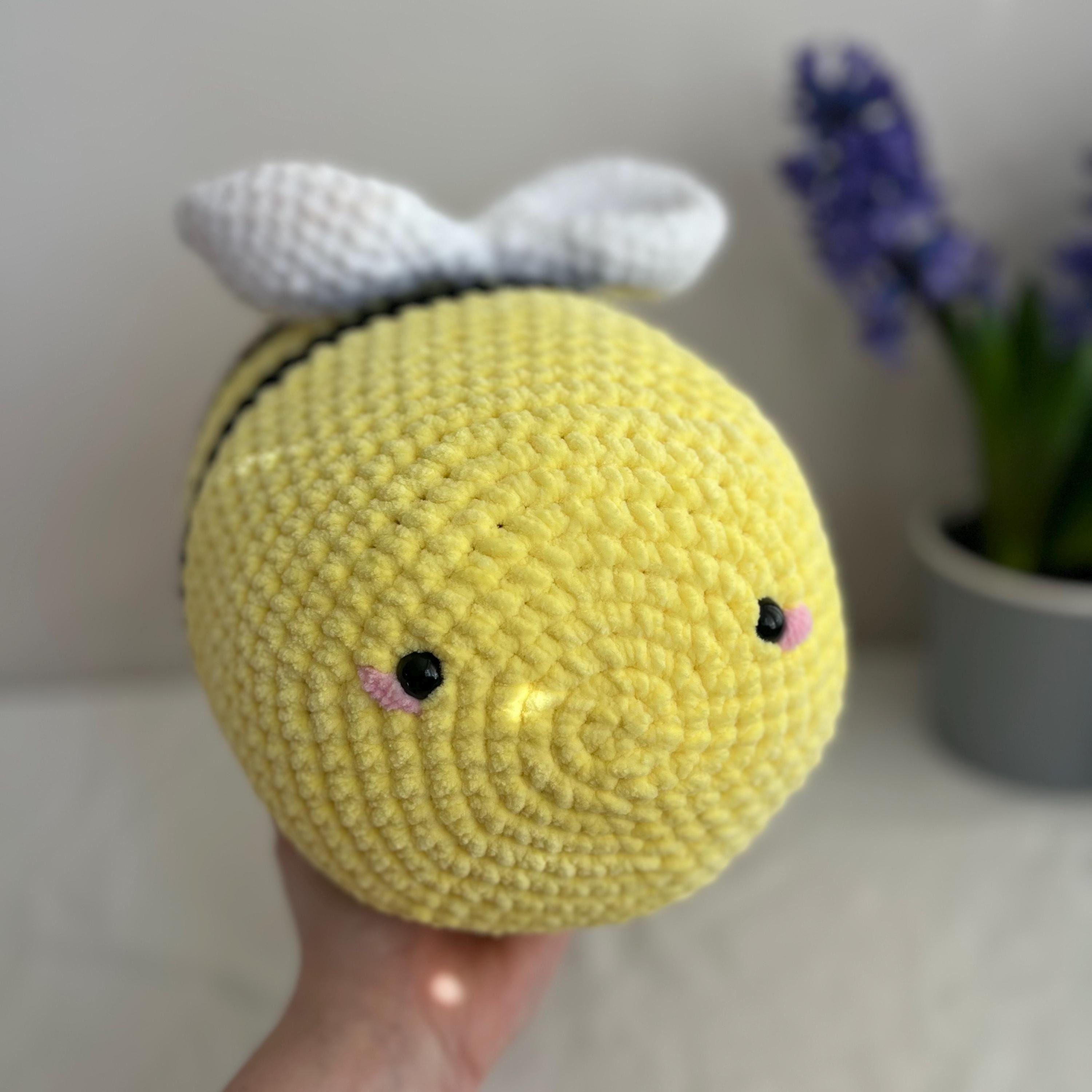 Large Bumble Bee Crochet PATTERN Stuffed Plushie. - Etsy