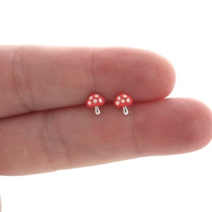 Tiny Mushroom Earrings in Sterling Silver, Mushroom Earrings, MushroomStuds, Cartilage Studs, Minimalist Earring, Dainty Earrings