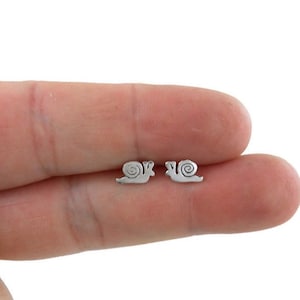 Snail Earrings in Sterling Silver, Snail Studs, Mollusk Earrings, Gastropod Jewelry, Animal Earrings, Tiny Snail Earrings,Gift for Her