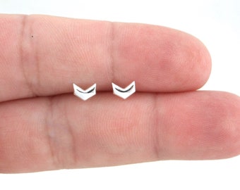 Chevron Arrow Stud Earrings in Sterling Silver, Chevron Earrings, Chevron Studs, Tiny Arrow Studs, Tiny Earrings, Chevron Earrings