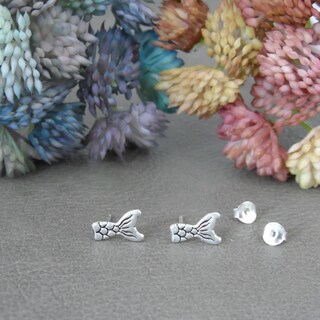 Orecchini Pendenti Sirena In Argento 925 Con Paillettes Acriliche: Gioiello A Forma Di Coda Di Pesce, Regalo Originale Per Amanti Del Mare.
