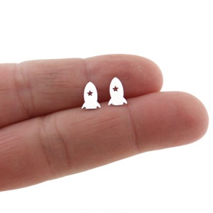 Rocket Ship Earrings in Sterling Silver, Rocket Ship Studs, Planet Earrings, Cartilage Studs, Girls Earrings, Dainty Earrings, Kids Earrings