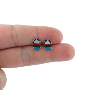 VENTE ! Boucles d&#39;oreilles incrustées de turquoise en argent sterling, Puces d&#39;oreilles turquoises sterling, Boucles d&#39;oreilles incrustées, Puces en pierre ovales, Puces d&#39;oreilles incrustées