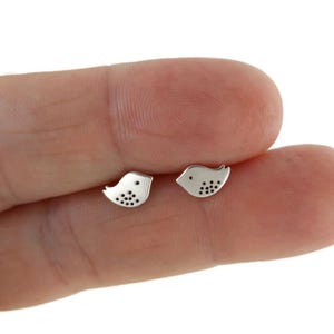 Sweet Bird Earrings in Sterling Silver, Tiny Bird Earrings, Bird Studs, Tiny Studs, Bird Studs, Kids Earrings, Silver Bird Earrings