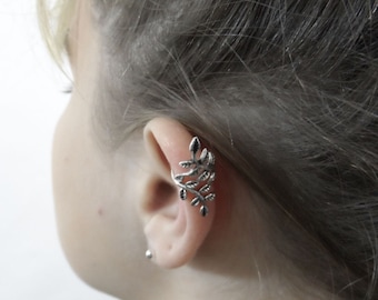 Leaf Ear Cuff Sterling Silver, No Piercing Ear Cuff, Dainty Ear Cuff, Helix Cuff, Branch Ear Cuff, Fake Piercing, Sterling Silver Cuff