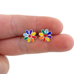 Rainbow Flower Earrings in Sterling Silver, Rainbow Daisy Earrings, Rainbow Studs, Flower Earrings, Rainbow Earrings, Dainty Earrings