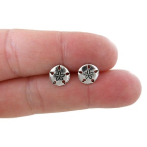 Sand Dollar Earrings In Sterling Silver, Sand Dollar Earrings, Sand DollarStuds, Ocean Jewelry, Seashell Earrings, Dainty Earrings