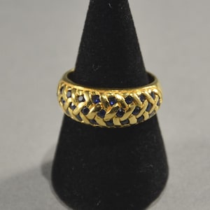 Gold-plated ring with sapphire or imitation stones