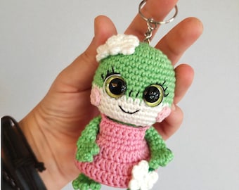 Crochet Frog Keychain – Amigurumi Frog Doll (PDF Pattern Design