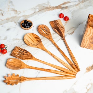 Artisan Olive Wood Kitchen Utensil Set: 6-Piece Mediterranean Cooking Spoons