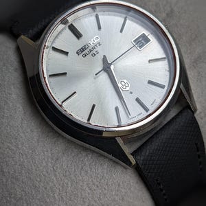vintage Seiko Quartz QZ 0922-8000 vintage herenpolshorloge uit 1974, sunburst wijzerplaat
