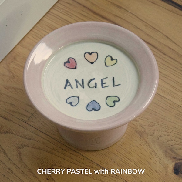 Pet Food Saucer / Pedestal / Ergonomic Food Dish / Elevated Pet Dish / Personalized / Choice of Color / Hearts / Gift for Cat / Gift for Dog