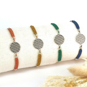 Macramé armband gevlochten met de bloem des levens antieke look antiek zilver