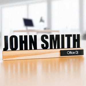 Büro DJ Pult Namensschild. Personalisierte Coworker Geschenk. Neuer Job Geschenk. Schreibtisch Namensschild. Büro Zubehör. Geschenk für Boss.