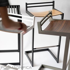 Sgabello da bar moderno in metallo, sedia da bar elegante con schienale, seduta soppalcata per isola cucina, comodi set di sgabelli da bar urbani minimalisti