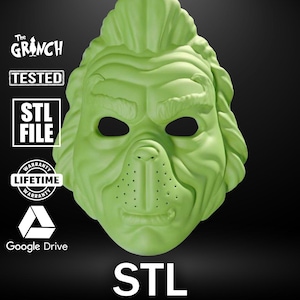 Pode incluir: Uma máscara verde clara do personagem Grinch, com uma superfície texturizada e orifícios pretos para os olhos. A imagem inclui texto que diz "The Grinch", "TESTED", "STL FILE", "WARRANTY LIFETIME WARRANTY", "Google Drive" e "STL ARCHIVE 3D".