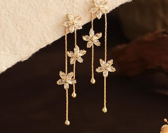 Flower Diamond Drop Earrings, Minimalist Dangle Diamond Earrings, Wedding Earrings, Gold Crystal Earrings, Christmas Gifts, Bridesmaid Gifts