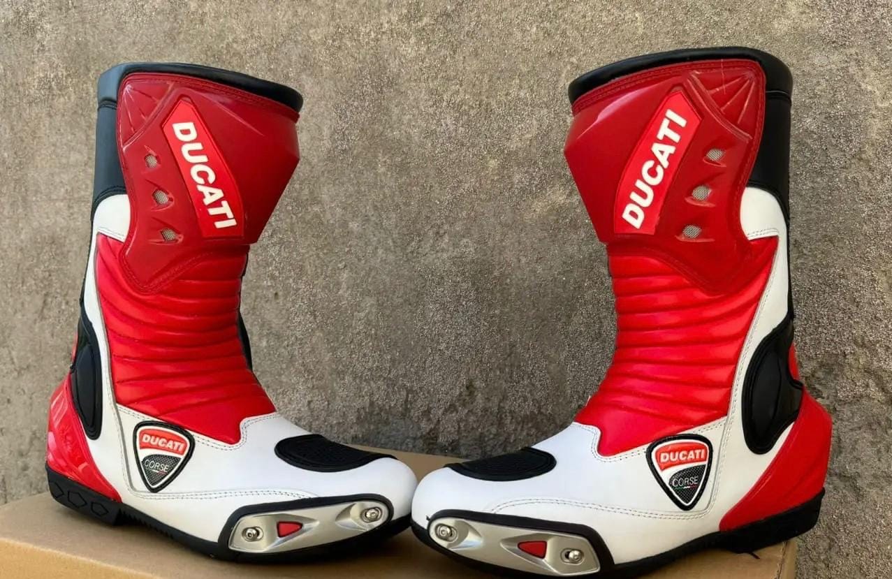 Ducati Corse モーターサイクルレーシングブーツ | レッド ホワイト