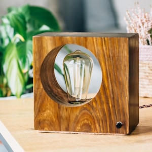 Aire. Handcrafted Wooden Desk Lamp, Vintage Industrial Style, Unique Square Wooden Lamp, Retro Lamp, Modern Table Lamp, Lightening Home Deco