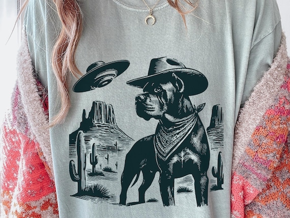 Vintage Cane Corso UFO Shirt – Western Cowboy Cane Corso Tee, Retro Country Dog T-Shirt, Perfect Gift for Cane Corso Mom, Dad & Dog Lovers