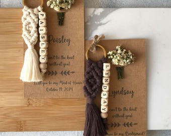 Personalized Macrame Bridesmaid Keychain: Tie the Knot Favor