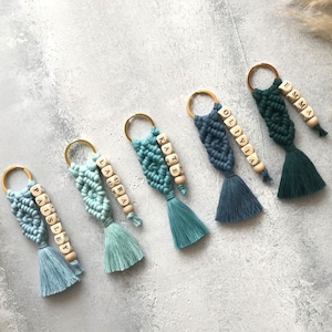 Personalized Wedding Favors For Bridesmaid, Bridesmaid Items, Bachelorette Gifts For Bridesmaids, Bridesmaid Box Idea, Macrame Name Keychain