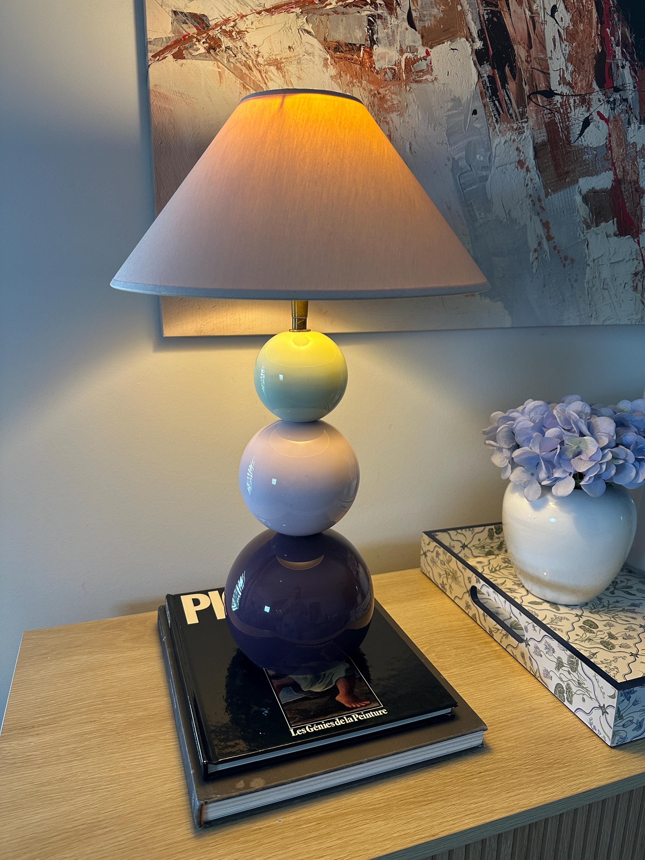 Mengjay Ceramica Lampada da scrivania,Luce da Scrivania in Tessuto,Lampada da scrivania in Ceramica Lampada da Tavolo Vintage,E27 Lampada comodino per camera da letto, studio (Bianco