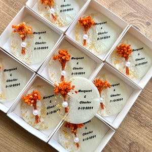 Cadeau islamique, cadeau de mariée, aimant époxy avec boîte, cadeau d&#39;aimant personnalisé pour invité, aimant avec fleur séchée, cadeau de mariage pour invité